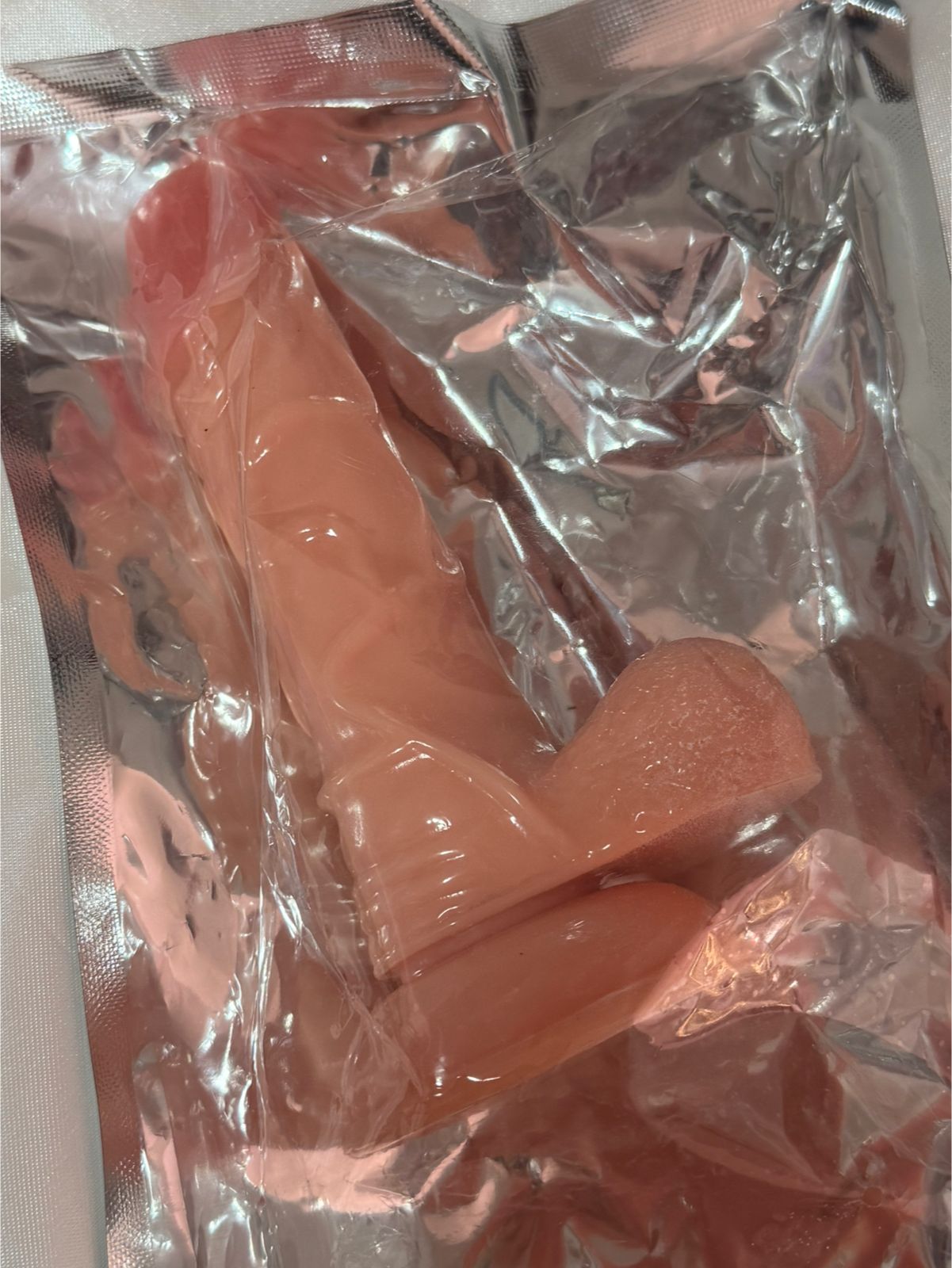 mini dildo realista